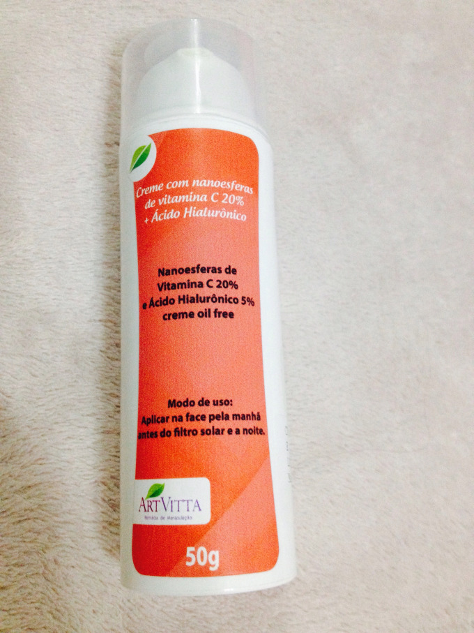 Vitamina C 20% + Ácido Hialurônico 5% embalagem