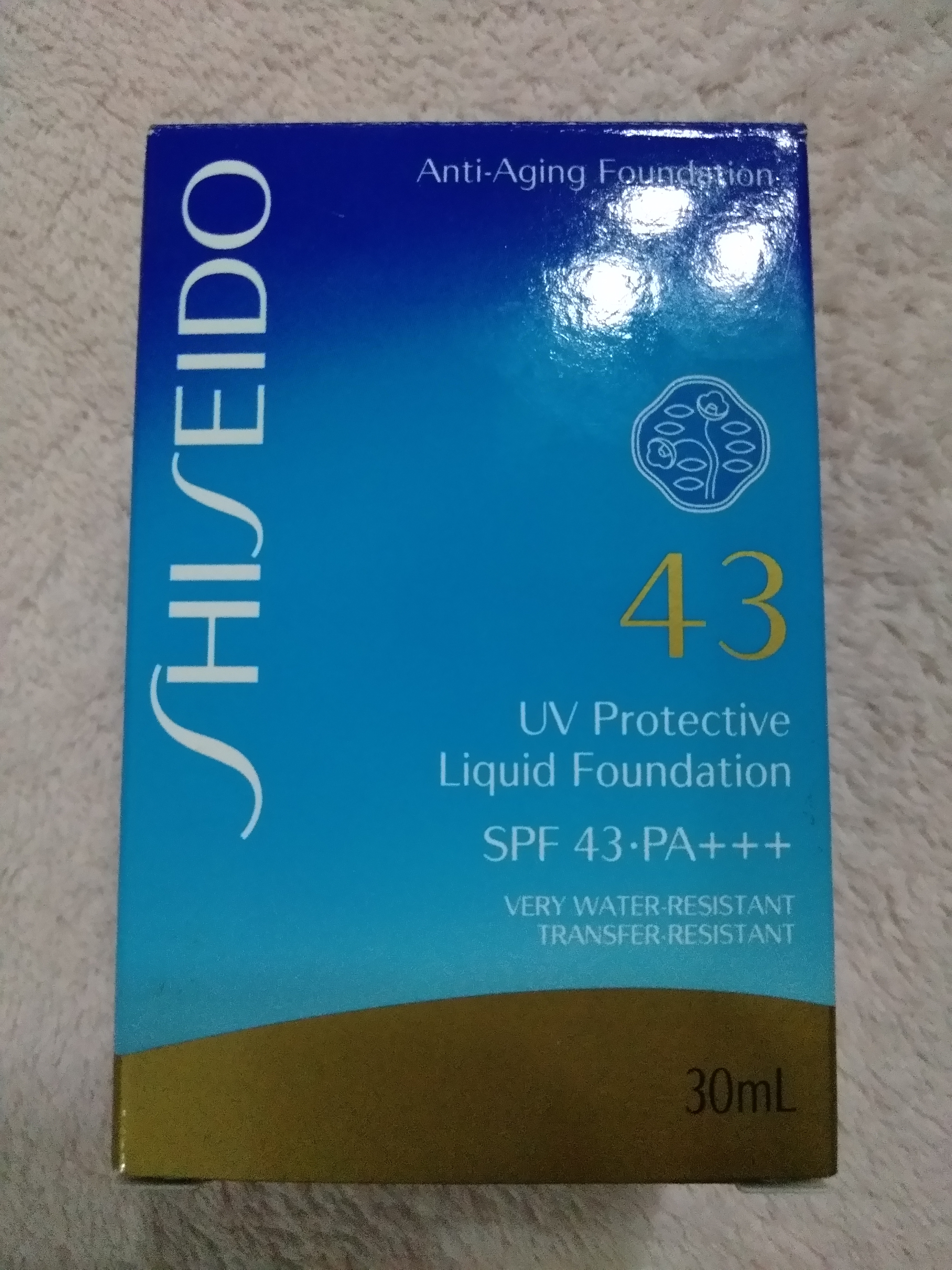 UV Protective Liquid Foundation shiseido SPF43 na cor Light Ocre