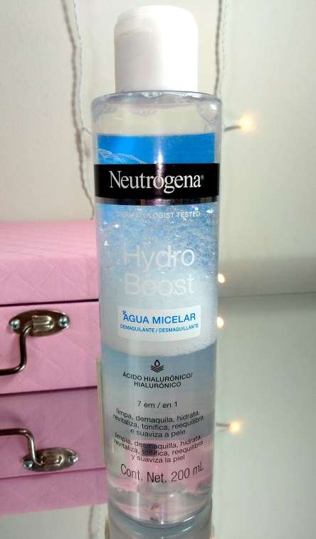 Água Micelar Hydro Boost Neutrogena em embalagem de 200ml