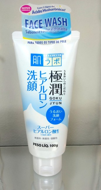 Face Wash Hada Labo em embalagem de 100g