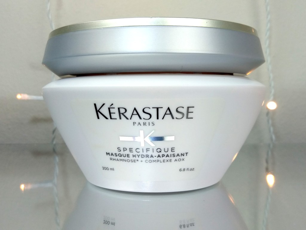 Máscara Hydra-Apaisant dalinha Specifique da Kérastase em embalagem de 200ml