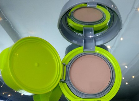 A Shiseido Hydro BB Compact for Sports tem 12g