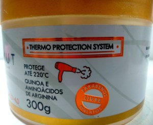 A máscara Intensive Care da KNUT promete proteção térmica até 220ºC