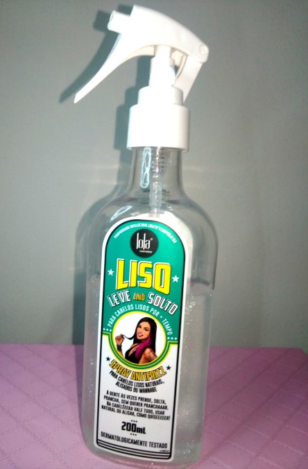 Spray Lola Liso, Leve and Solto em embalagem de 200ml