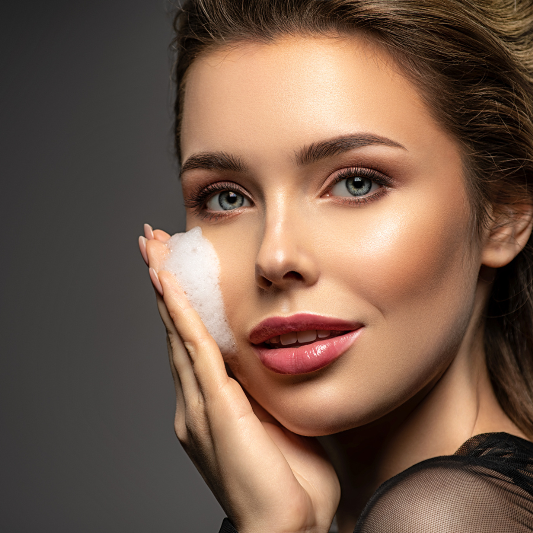 Sabonete líquido facial